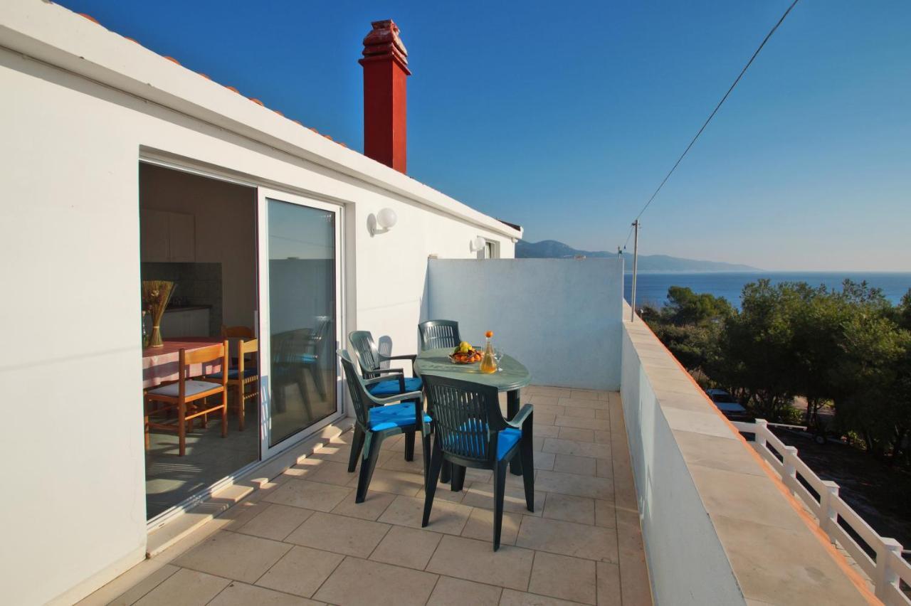 Apartments By The Sea Zavalatica, Korcula - 247 Екстер'єр фото